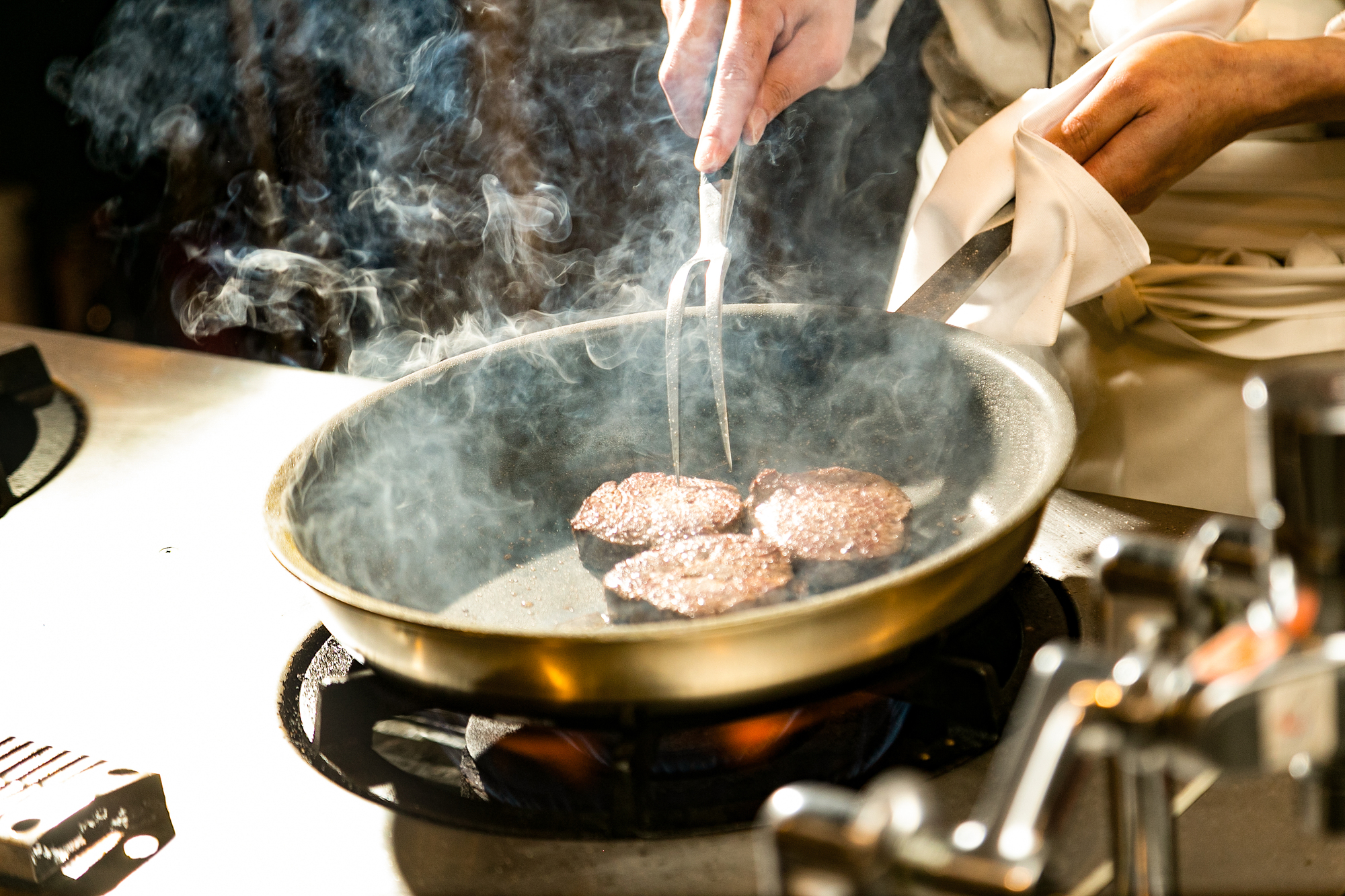 求人は沖縄、那覇のOK STEAK 沖縄ステーキ 国際通りのれん街 那覇市場店