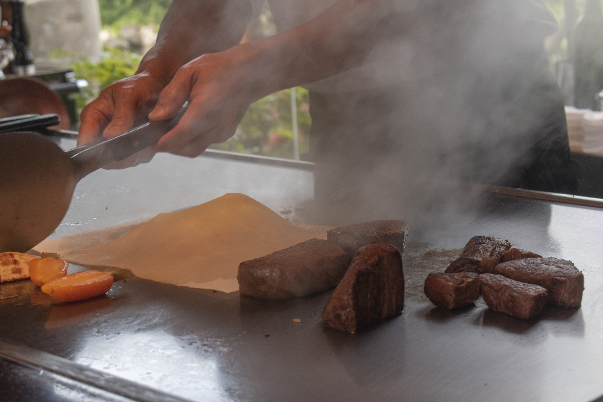 求人は沖縄、那覇のOK STEAK 沖縄ステーキ 国際通りのれん街 那覇市場店