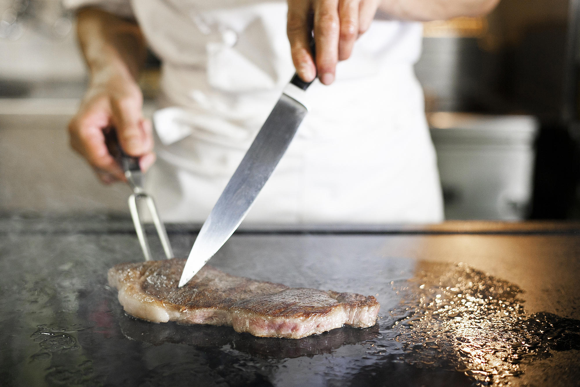 求人は沖縄、那覇のOK STEAK 沖縄ステーキ 国際通りのれん街 那覇市場店