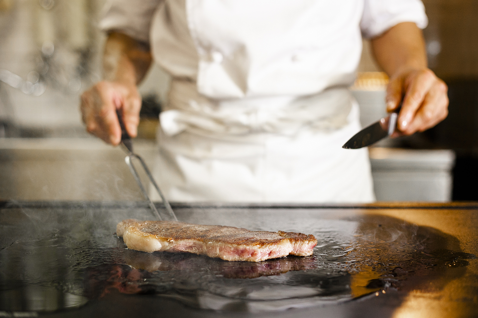 求人は沖縄、那覇のOK STEAK 沖縄ステーキ 国際通りのれん街 那覇市場店